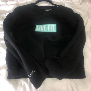 Live fit crop